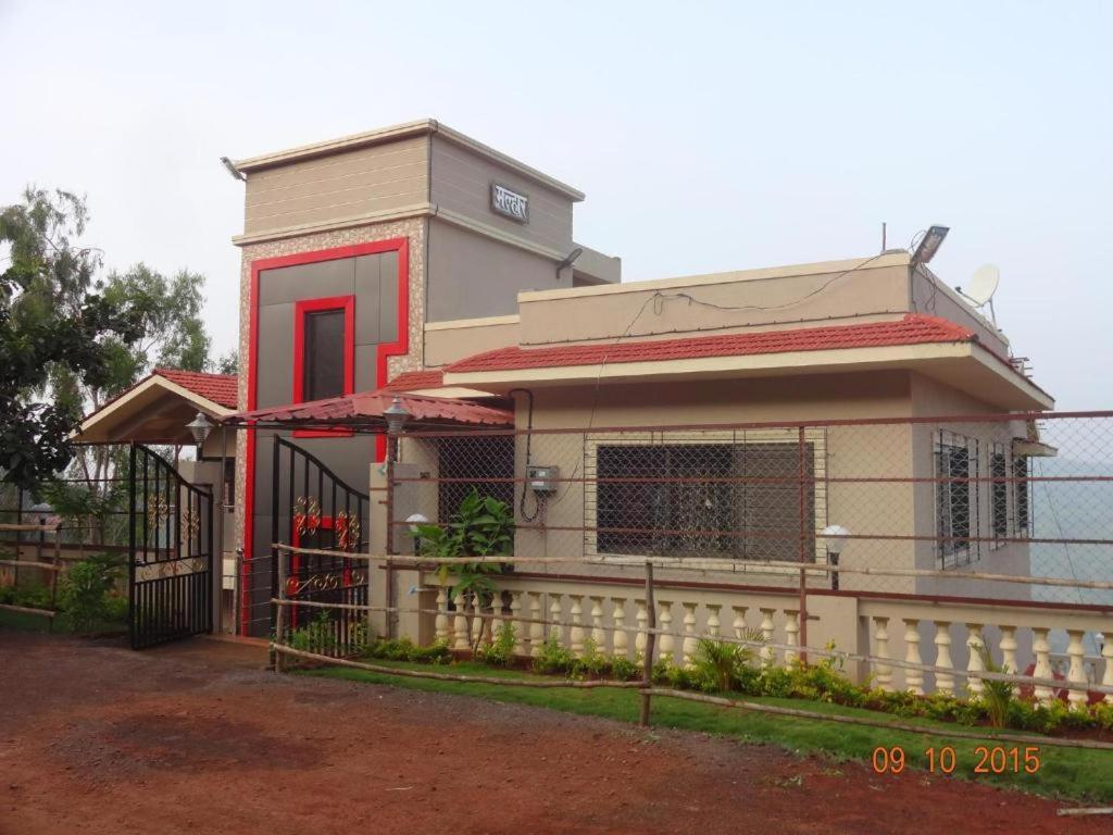 Malhar Bungalow Panchgani Buitenkant foto