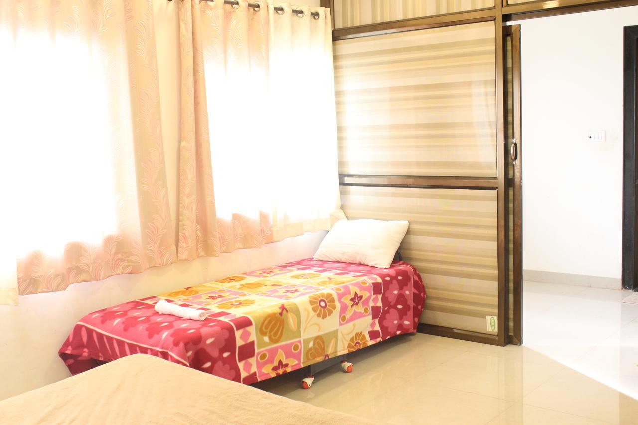 Malhar Bungalow Panchgani Buitenkant foto